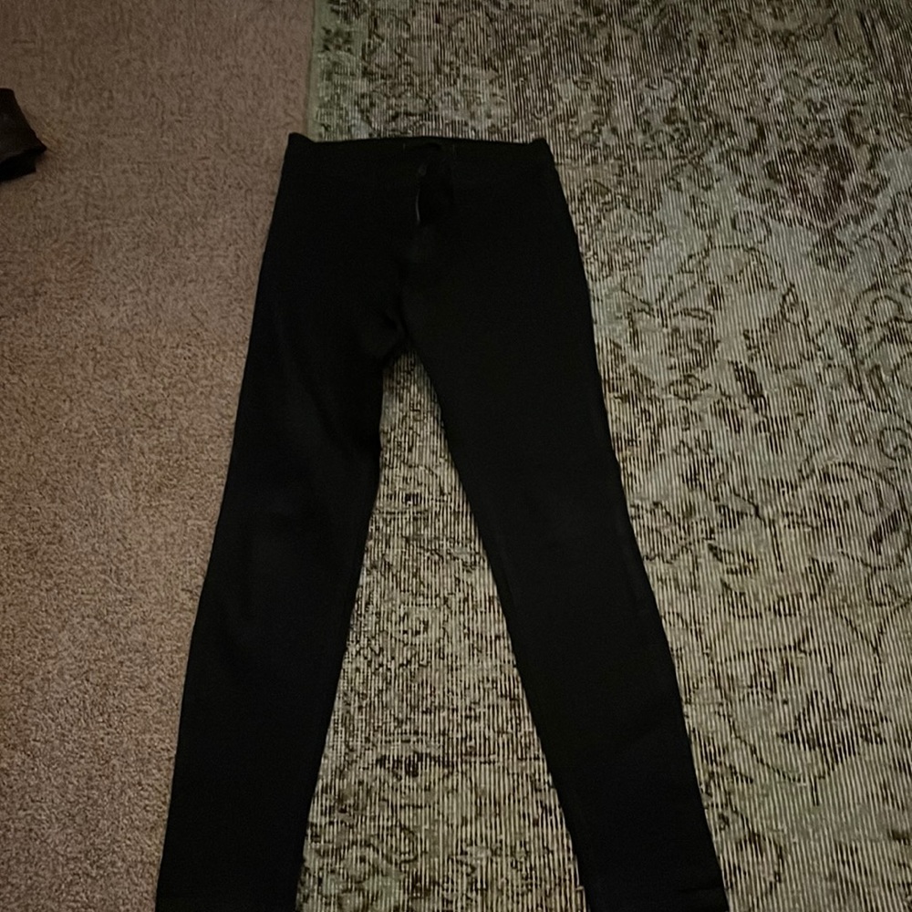 Black skinny jeans
